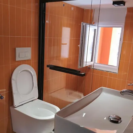 Hermanos 110 Apartman